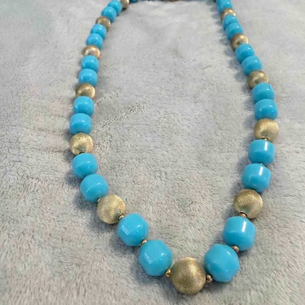 Vintage Turquoise Blue Acrylic Bead Necklace Gold Tone Stardust Beads 20"